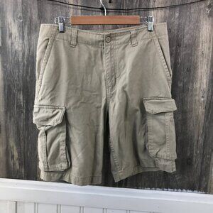 G & M cotton cargo shorts size 32
